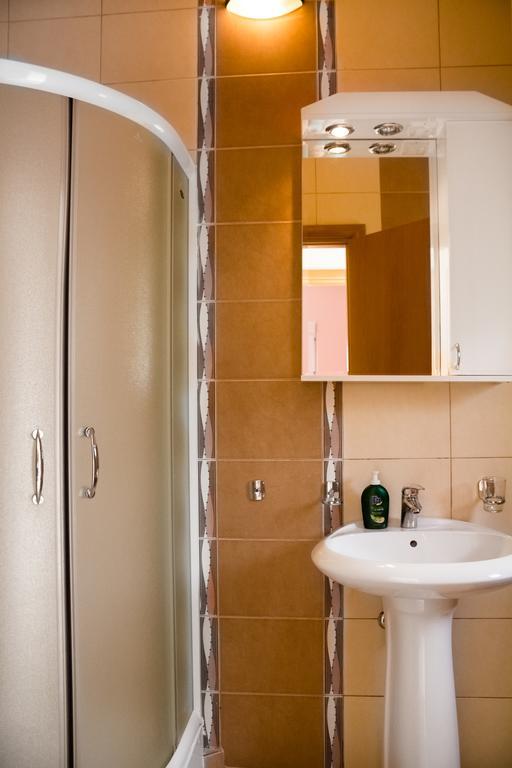 Apartmani Stanovcic Donji Morinj Eksteriør billede